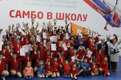 Первые Всероссийские соревнования по самбо среди школьников завершились в Москве